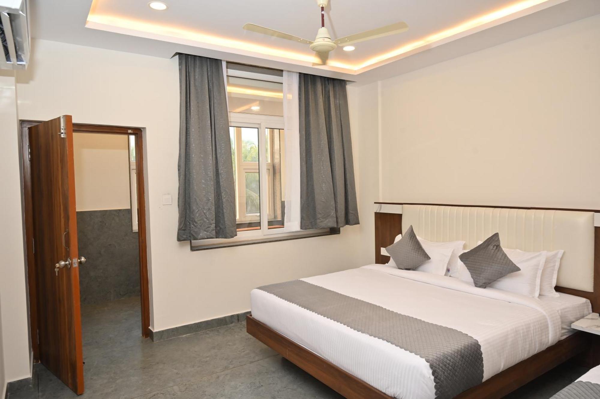 Hotel Shri Devi Comforts Inn Bhatkal Zewnętrze zdjęcie