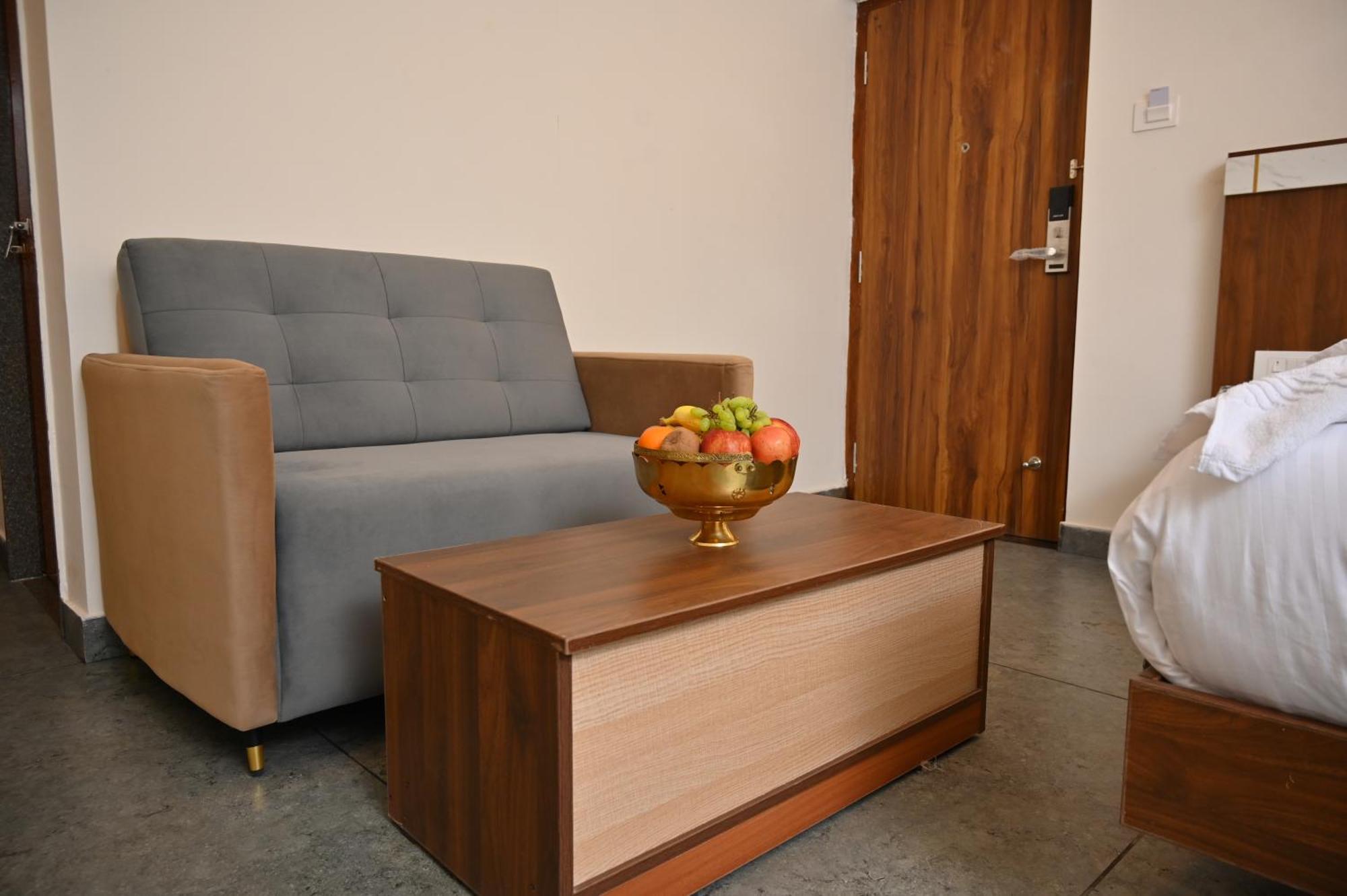 Hotel Shri Devi Comforts Inn Bhatkal Zewnętrze zdjęcie