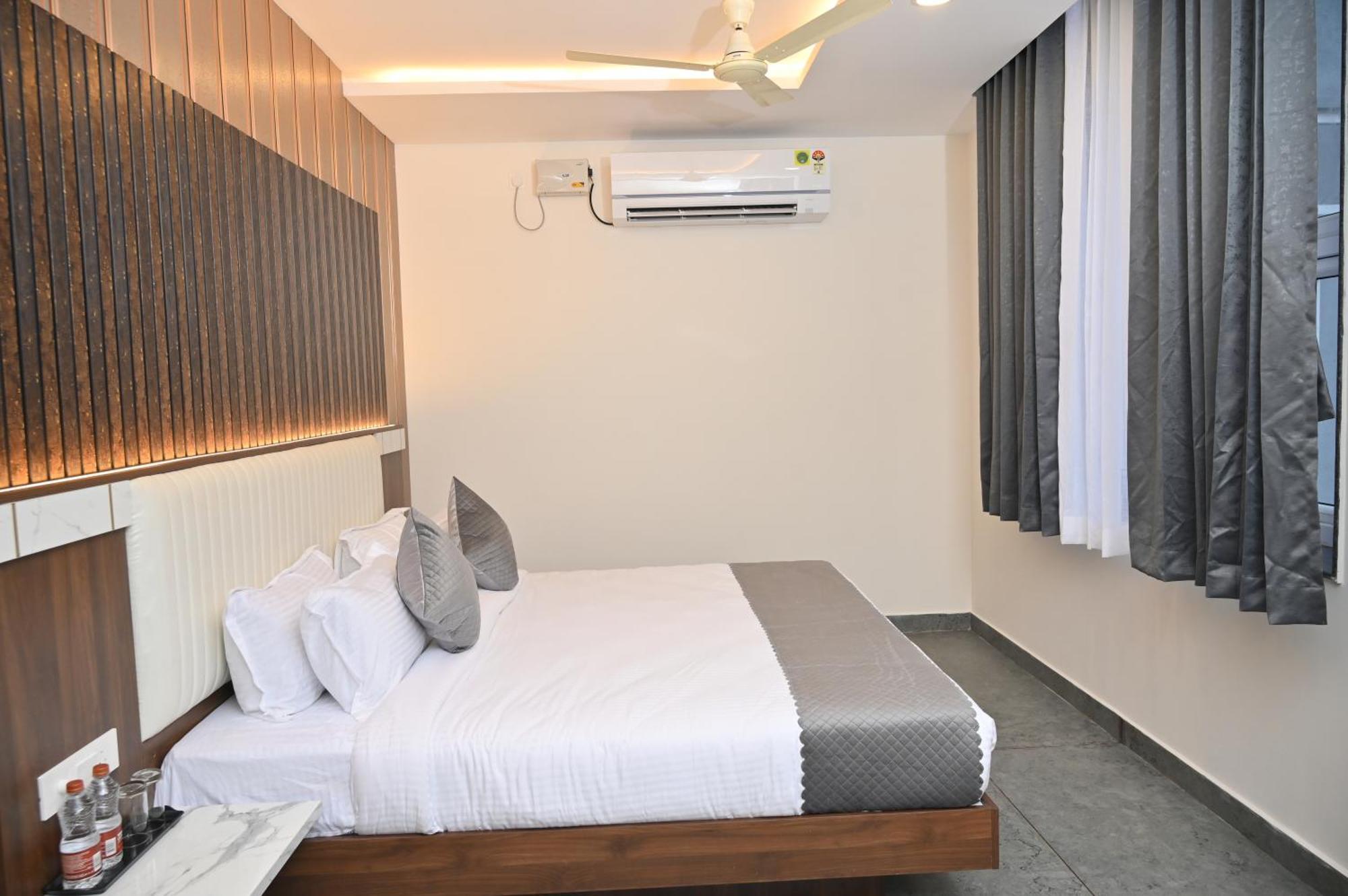 Hotel Shri Devi Comforts Inn Bhatkal Zewnętrze zdjęcie
